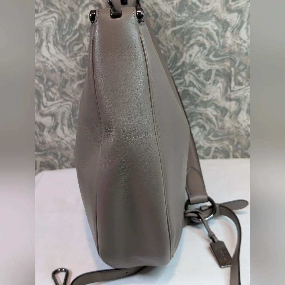 Coach Mae Nomad Hobo Shoulder Crossbody Bag *BROKEN STRAP* - Picture 7 of 16